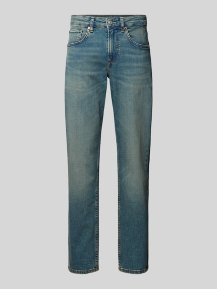 Produktfoto, Straight Fit Jeans aus Baumwoll-Mix Modell 'CASH' von Pepe Jeans in Denim-Optik mit Tapered Passform, Mid Waist, Label Patch, Nieten, Gürtelschlaufen, Kontrastnähten, Knopf mit verdecktem Reißverschluss, 5-Pocket-Design, glatte Textur in Mittelblau.