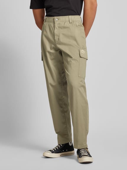 Calvin Klein Jeans Regular Fit Cargohose mit elastischem Bund Oliv 4