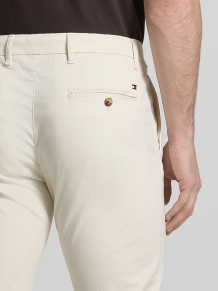 Tommy Hilfiger Slim Fit Chino aus Baumwoll-Mix Modell 'BLEECKER' Offwhite 3