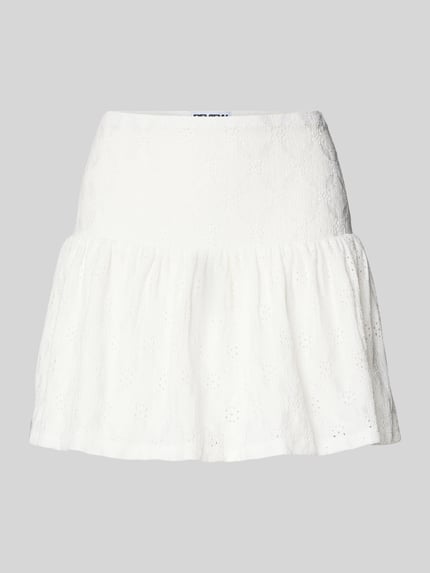 Minirok met peplumdetail en ajourwerk Shop The Look MANNEQUINE