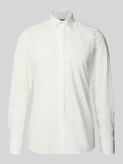 Produktfoto, Slim Fit Smokinghemd aus Baumwolle mit Stretch-Anteil Modell 'NEW YORK' von OLYMP, Optik: Unifarben, Kentkragen, durchgehende verdeckte Knopfleiste, Französische Manschette, Materialverarbeitung: Twillgewebe, Baumwoll-Mix, Easycare