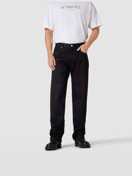 VTMNTS Jeansy o kroju regular fit z detalem z logo Czarny 4