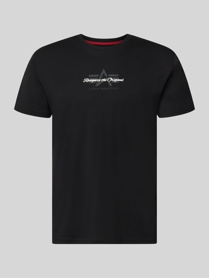 Produktfoto, schwarzes Herren T-Shirt mit Label-Detail Modell 'Foam' von Alpha Industries aus Reine Baumwolle mit Gerader-Schnitt und Rundhalsausschnitt