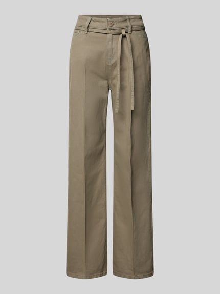 Produktfoto, Wide Fit Jeans mit Bügelfalten von Christian Berg Woman, bawełna z dodatkiem stretchu, odpinany pasek, krój wide fit, 5 kieszeni, beżowy kolor, szerokość w rozmiarze 36/32: 107 cm, długość nogawki wewnętrznej: 77 cm, zapięcie na guzik i zamek.