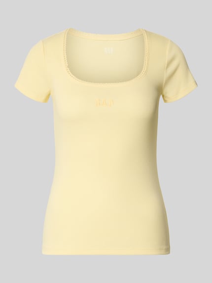 Produktfoto, T-Shirt mit Logo-Stitching van GAP in lichtgeel katoenmix met stretch, aansluitende fit, ronde hals, ruglengte maat S 57 cm