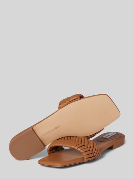 Steve Madden Slippers in gevlochten look, model 'ALLURE' Camel - 4