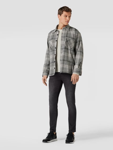 REVIEW Skinny Fit Jeans mit Label-Patch Black 1