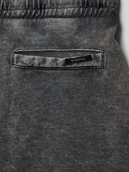Garcia Szorty z dzianiny dresowej o kroju regular fit z imitacji denimu Grafitowy 2