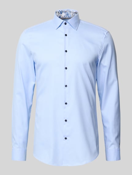 Produktfoto, Super Slim Fit Business Hemd aus Baumwolle mit Kentkragen von Jake*s in Hellblau, Knopfleiste, glatte Textur