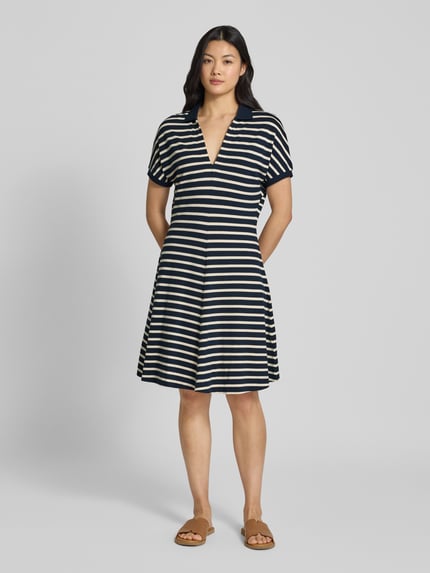 Tommy Hilfiger Sukienka polo mini o taliowanym kroju z mieszanki lyocellu Granatowy 4
