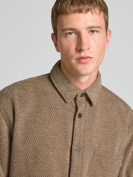 REVIEW Regular Fit Freizeithemd mit Strukturmuster Beige 3