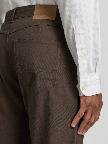 Christian Berg Men Jeansy o kroju slim fit w 5 kieszeni Szarobrązowy 3