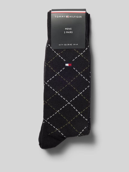 Produktfoto, czarne skarpety 'Socken aus Baumwoll-Mix' von Tommy Hilfiger, wzór rombów, miękka tekstura, kontekst: Herren Socken von Tommy Hilfiger