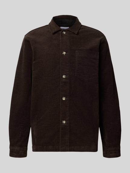 Produktfoto, Regular Fit Overshirt mit Kentkragen Modell 'Superflex' von Lindbergh, dunkelbrauner Baumwoll-Mix, sichtbare Knopfleiste, Brusttasche, feine Cordstruktur, sportliche Manschetten, für Herren