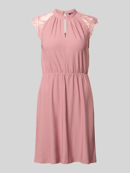 Produktfoto, Tailliertes Freizeitkleid mit Spitzenbesatz Modell 'MILLA' von Vero Moda in Rosa, unifarben, Mini-Länge, Stretchmaterial, hochgeschlossen