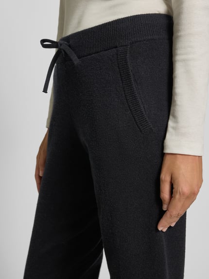 Christian Berg Woman Slim Fit Sweatpants aus Viskose-Mix Black 3