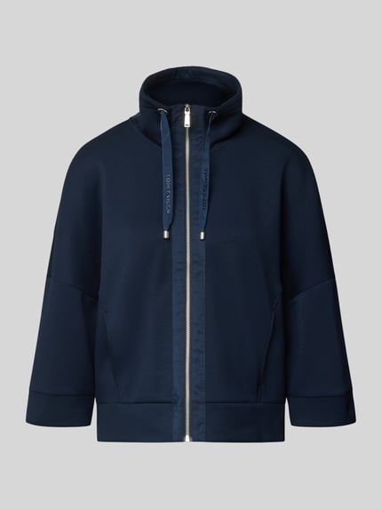 Produktfoto, dunkelblaue Boxy Fit Sweatjacke mit Viskose-Anteil von Tom Tailor, glatter Stoff, silberner Reißverschluss, Damen Sweatjacke