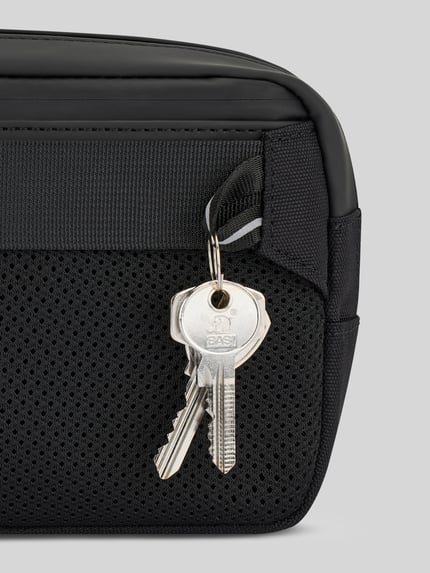Kapten & Son Bauchtasche mit wasserfestem Reißverschluss Modell 'BERGEN PRO CROSSBODY' Black 3