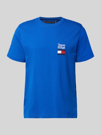 Produktfoto, Regular Fit T-shirt uit puur katoen Model 'BRAND LOVE TEXT' van Tommy Hilfiger in effen blauw met labelstitching en gestikt logo, ronde hals, korte mouw, heren, materiaal: puur katoen