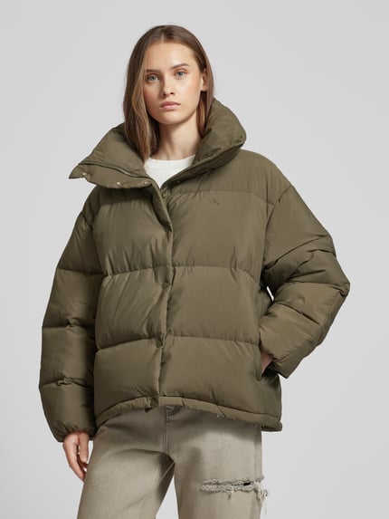 Calvin Klein Jeans Relaxed Fit Steppjacke mit Daunen-Feder-Füllung Mittelbraun 4