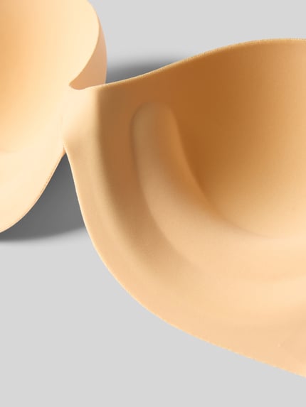 LASCANA Klebe-BH mit Flügeln Modell 'Perfect Basics' Beige 2
