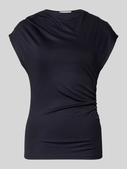 Produktfoto, T-Shirt aus Viskose mit Rundhalsausschnitt von Comma in dunklem Farbton, Kappärmel, Slim Fit, glatte Textur, Rückenlänge 66 cm bei Größe 36.