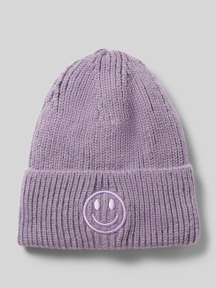 Produktfoto, Mütze mit Motiv-Stitching Modell 'Smiley Hat' von Kurt Beines in Flieder, breiter Umschlag, Struktur aus Material-Mix, Damen Mütze