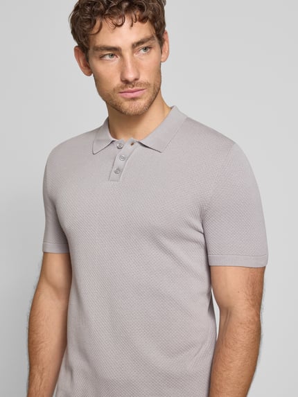 DRYKORN Slim Fit Poloshirt mit Strukturmuster Modell 'TRITON' Stein 3