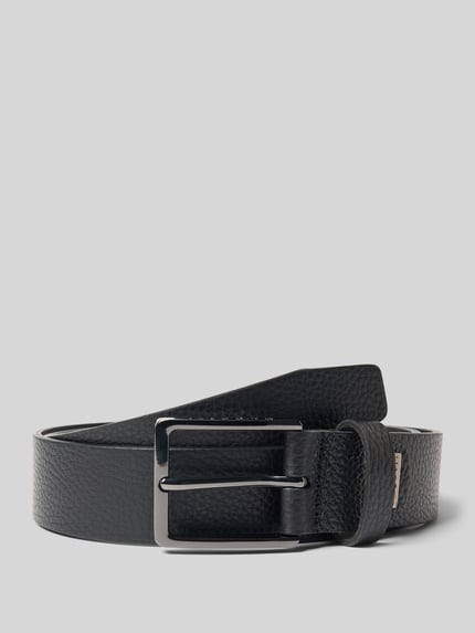 Produktfoto, Gürtel aus Leder mit Dornschließe von bugatti in Schwarz, strukturierte Oberfläche, klassische Form, 3 cm breit, Größe 90