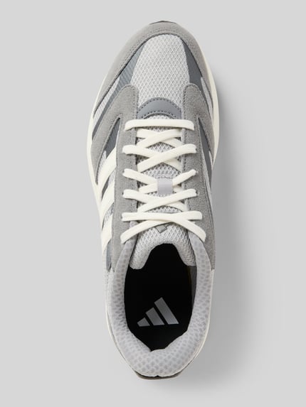 Produktfoto, Sneaker met vetersluiting LIGHTSHIFT 2.0 van adidas Sportswear, grijs-wit, afgeronde neus, rubberen zool, mesh en suède textuur