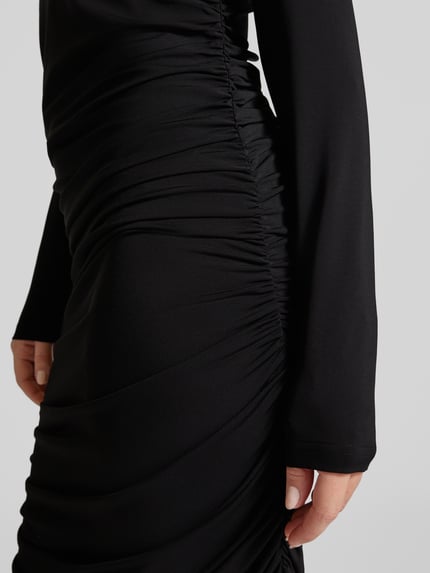 Christian Berg Woman Selection Maxi-jurk met plooien en opstaande kraag Zwart - 3