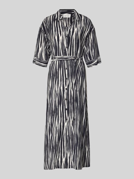 Produktfoto, Hemdblusenkleid aus Viskose-Mix mit Knopfleiste Modell 'Salma' von GUIDO MARIA KRETSCHMER WOMAN, czarno-biały wzór, krój taliowany, długość midi, kołnierz koszulowy, pasek, długość pleców w rozmiarze 36: 131 cm, szerokość w rozmiarze 36: 46 cm, długość rękawa w rozmiarze 36: 39 cm