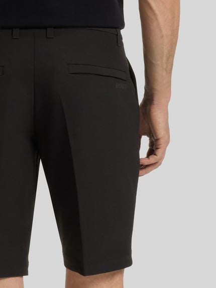BOSS Green Szorty chino o kroju slim fit z kantami Czarny 3