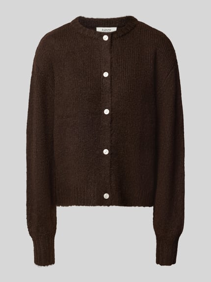 Productfoto, donkerbruine Cardigan met Alpaka-aandeel en ronde hals, model 'OTIA' van b.young, regular fit, knopenlijst, mix van materialen, ruglengte 52 cm, mouwlengte 58 cm