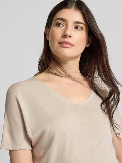 ZABAIONE T-Shirt mit V-Ausschnitt Beige 3