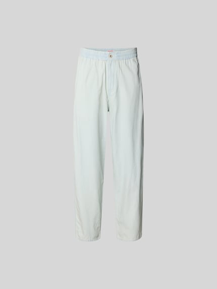 Jogpants o kroju relaxed fit w denimowym wyglądzie Shop The Look MANNEQUINE