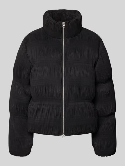 YAS Steppjacke mit strukturierter Oberfläche Black 2