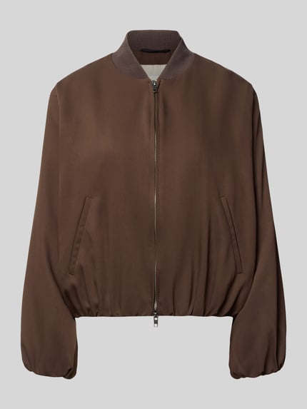 Produktfoto, Blouson aus Lyocell-Mix mit Zweiwege-Reißverschluss von Drykorn in Braun, Relaxed-Fit, Stehkragen, Eingrifftaschen, Modell SOWLEY, Rückenlänge 55 cm, Brustweite 74 cm, Ärmellänge 60 cm, glatte Textur
