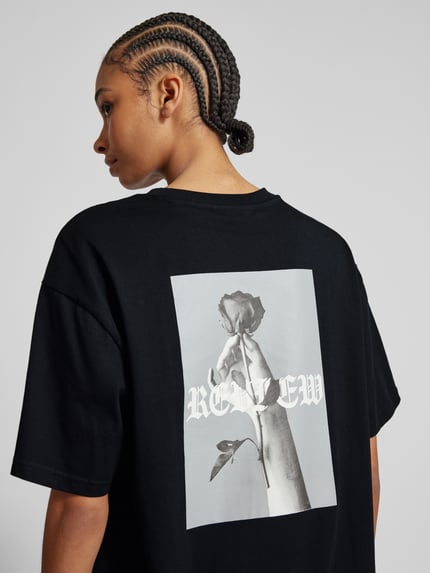 REVIEW Oversized T-Shirt mit Label-Print Black 3