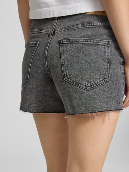 VERO MODA Regular Fit Jeansshorts aus Baumwoll-Mix Modell 'TESS' Hellgrau 3
