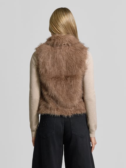 OPUS Slim Fit Weste mit Webpelzoptik Modell 'Wafury' Camel 5