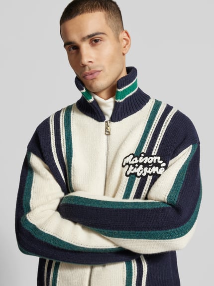 MAISON KITSUNÉ Jeansjacke mit Knopfleiste Multi Stylebop 3