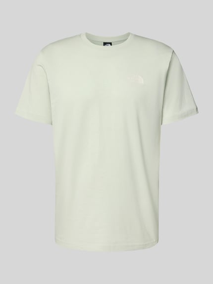 Produktfoto, T-Shirt mit Label-Print von The North Face in hellem Grün, Baumwoll-Mix, Regular-Fit, gerippter Rundhalsausschnitt, Rückenlänge 71 cm in Größe M