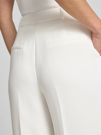 Forever New Straight Fit Hose mit Eingrifftaschen Modell 'Dahlia' Offwhite 6