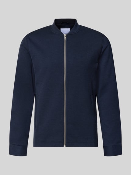 Produktfoto, Slim Fit Sweatjacke mit Stehkragen von Lindbergh, granatowa Mieszanka materiałów z dodatkiem streczu, zamek błyskawiczny, wpuszczane kieszenie, Długość tyłu w rozmiarze M: 67 cm, Długość rękawów w rozmiarze M: 66 cm