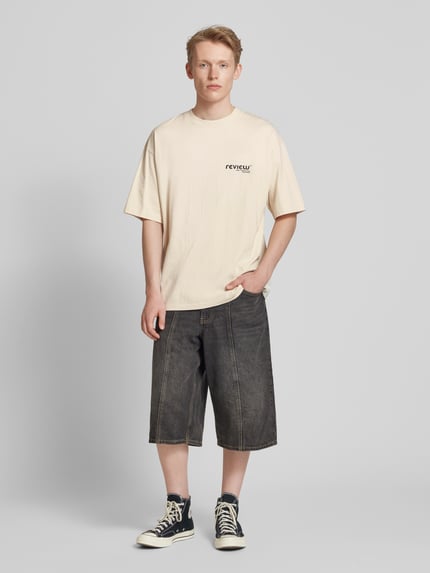 REVIEW T-Shirt mit Label-Print Ecru 1