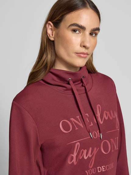 Soyaconcept Sweatshirt mit Stehkragen und Tunnelzug Modell 'BANU' Bordeaux 3
