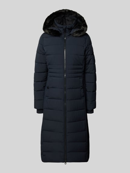 Produktfoto, dunkelblauer Steppmantel mit Zweiwege-Reißverschluss Modell 'ECLIPSE' von NAUTGÅRD, Kunstfellkapuze, Slim Fit, strukturierte Oberfläche