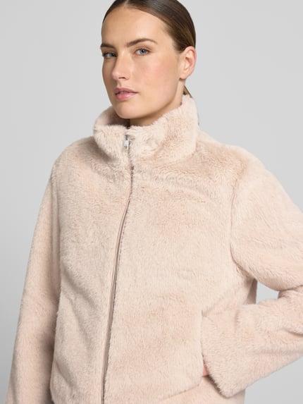 Marc Cain Jacke aus Kunstfell mit Zweiwege-Reißverschluss Taupe 3