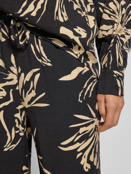 GUIDO MARIA KRETSCHMER WOMAN Relaxed fit stoffen broek van viscosemix, model 'Ayana' Zwart - 3